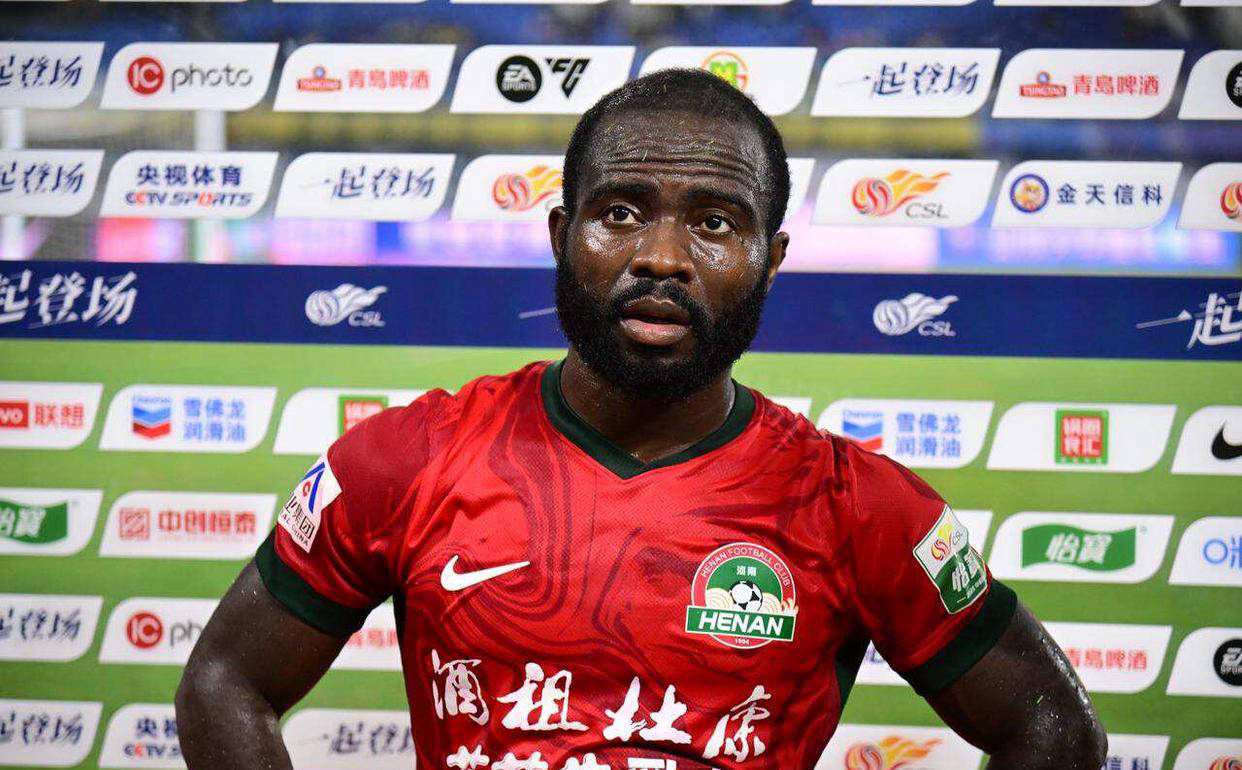 高中锋感到, 相反