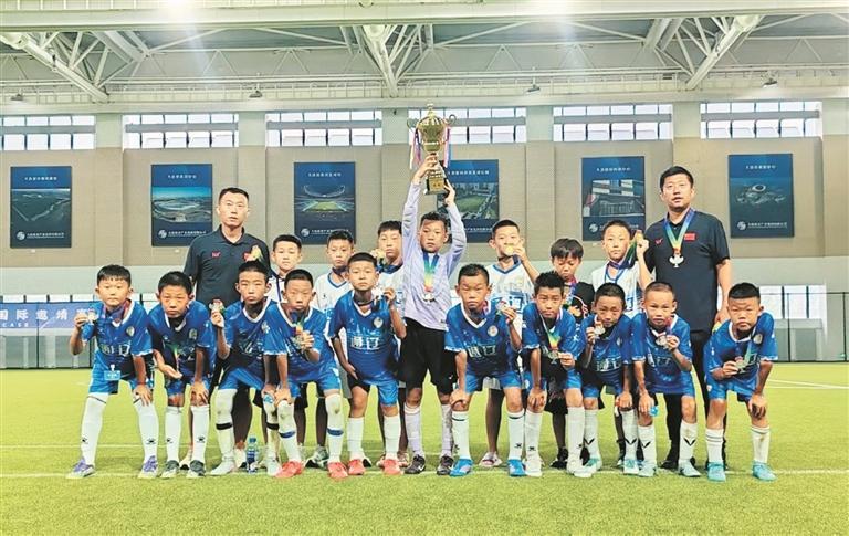 最高级别组, AA, 请赛亚军 最高级别组, AA, 请赛亚军