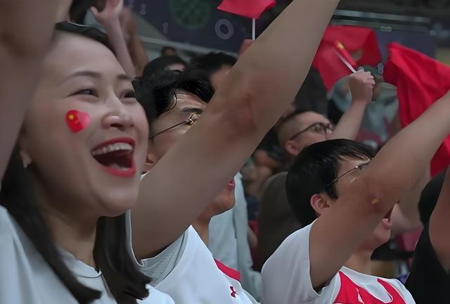 非常给力, AA, 少的球员