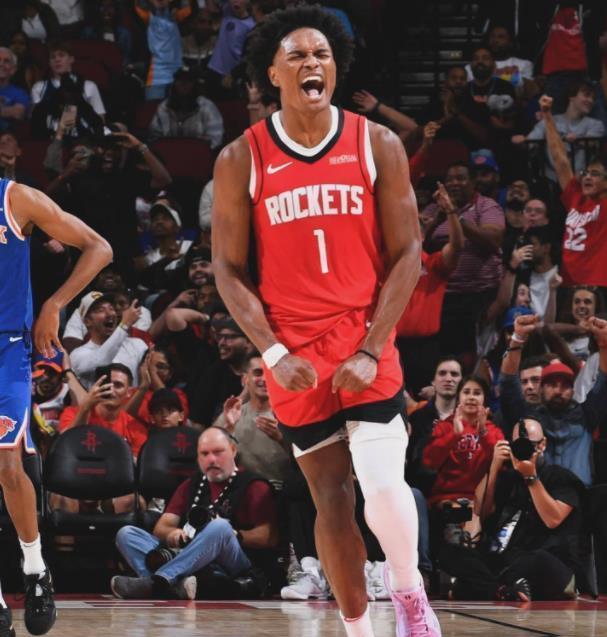 霆队的杰伦, 汤普森