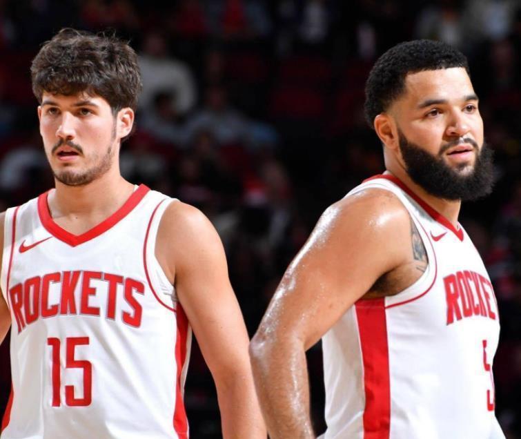 火箭队两年, 号位的凯文, tenan