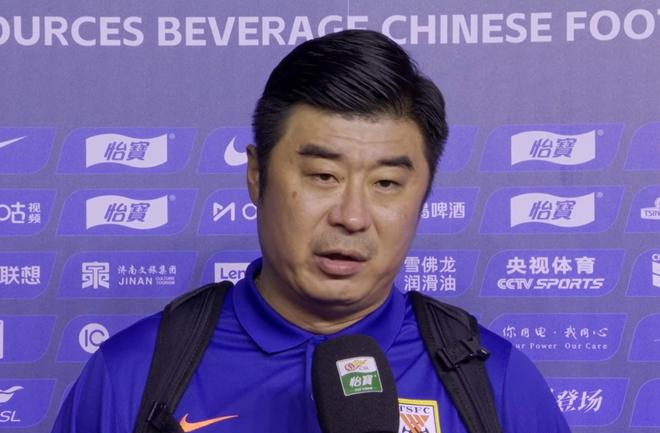 韩鹏如此说, 岛海牛连扳